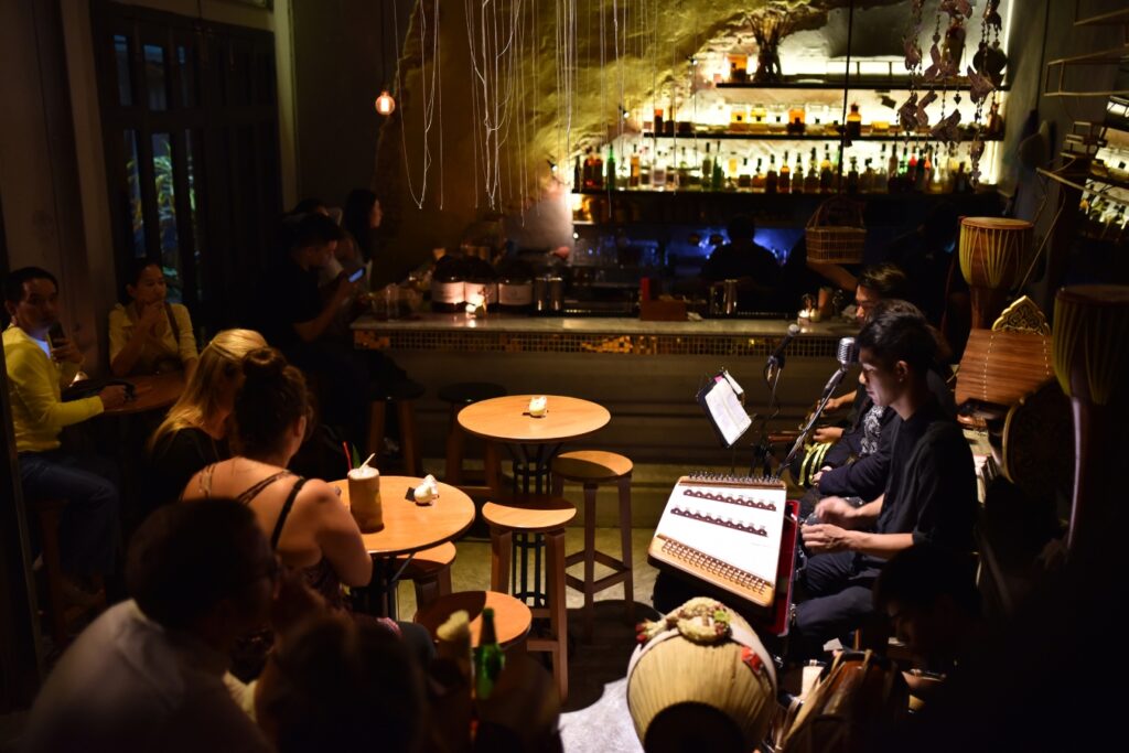TEP BAR