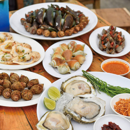 サターニー・ミー・ホーイ