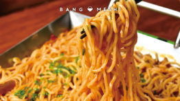 プロンポン駅そばの路地裏にある実力店