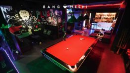 ダーツ、ビリヤード、音楽も! タニヤで楽しく遊べるバー