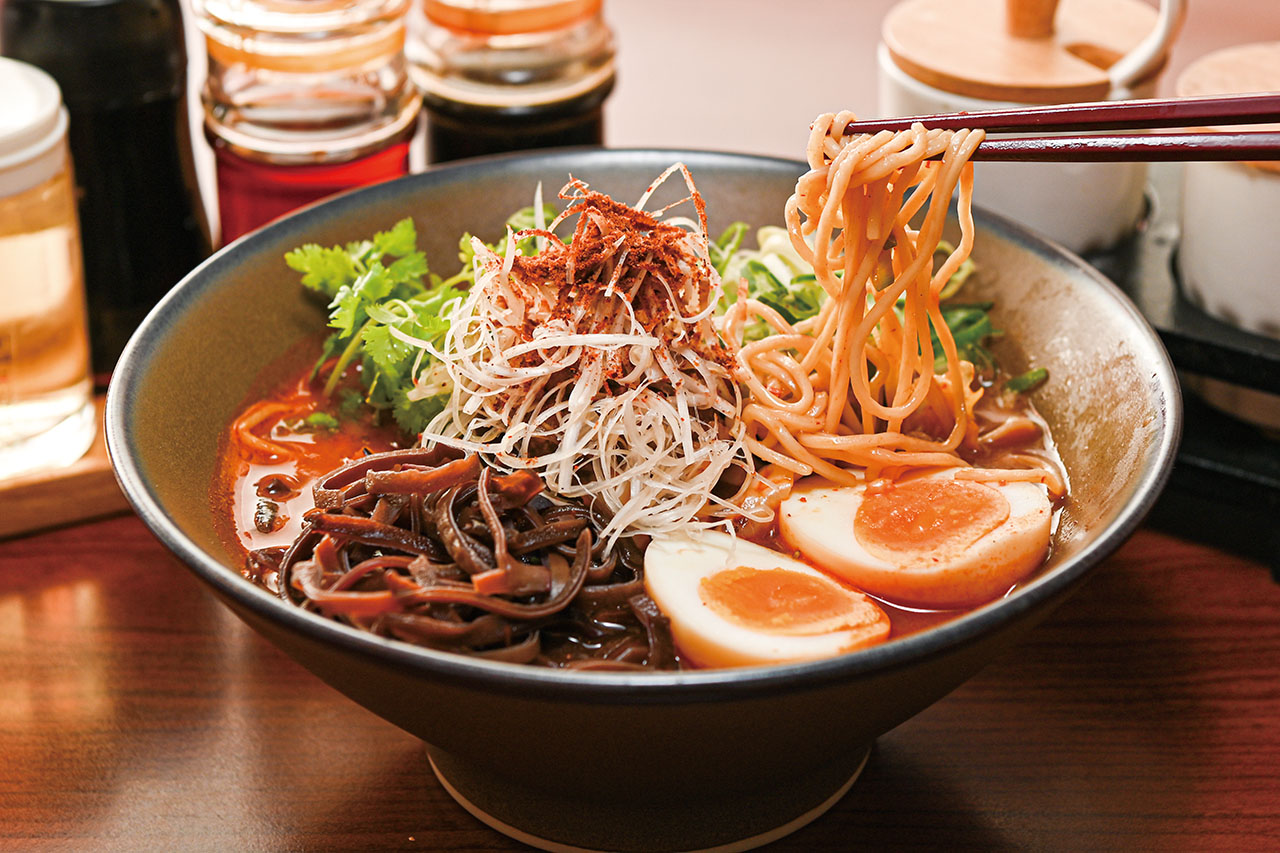 バンコク 最強ラーメン56杯 バンコクのレストラン情報ならバンめし