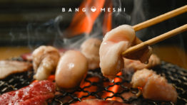 懐かしの七輪居酒屋で、今夜は和やかなひと時を