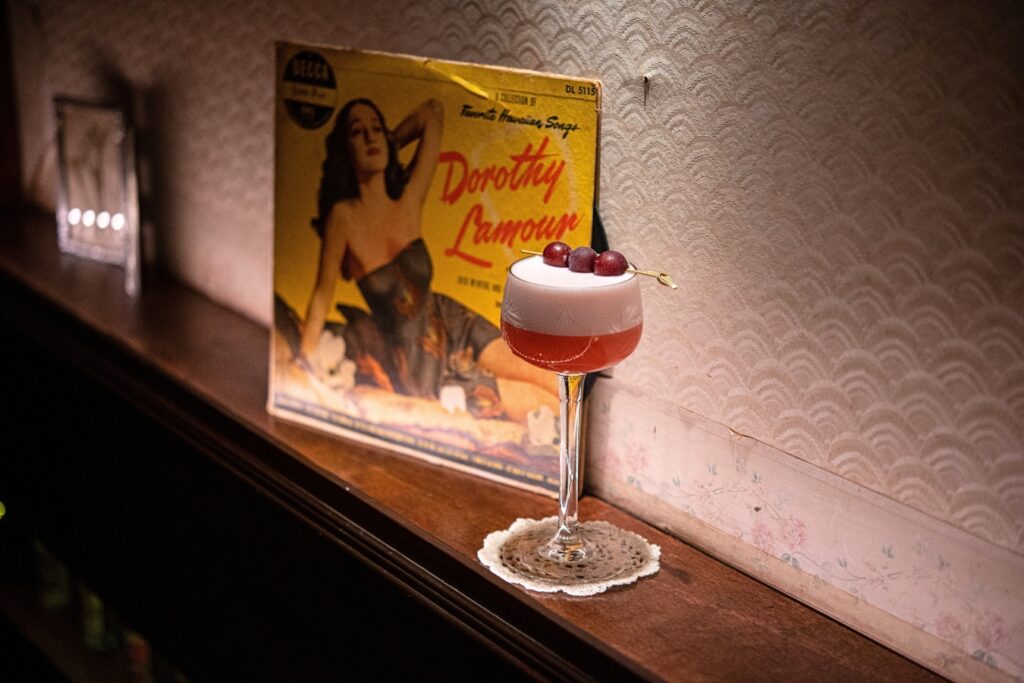 Alonetogether Bar Bangkok