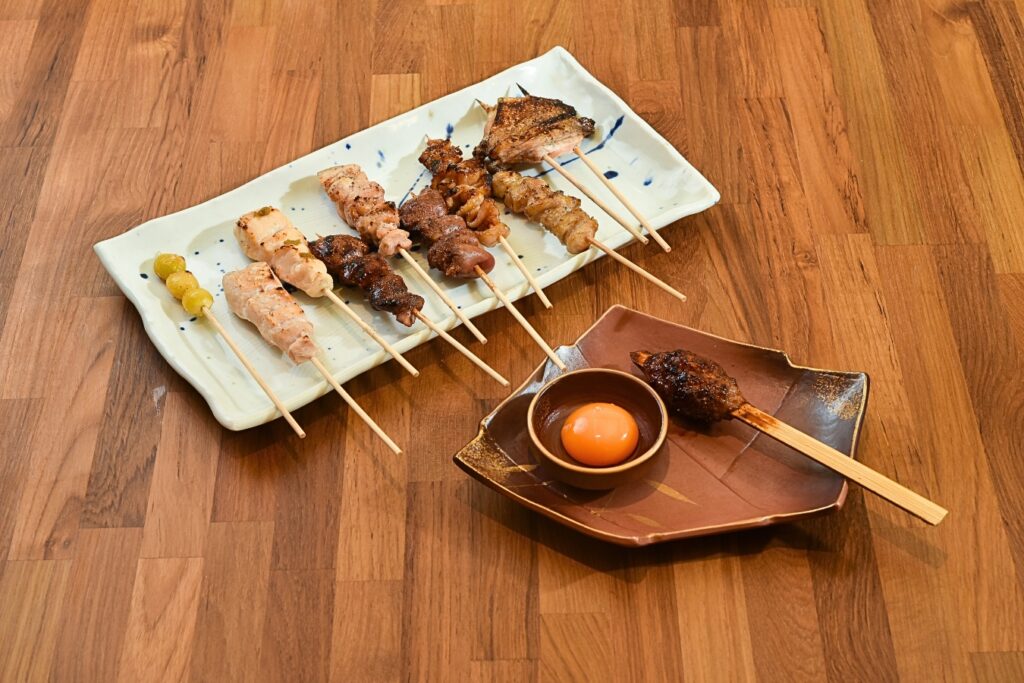 焼鳥十番六角 エカマイ